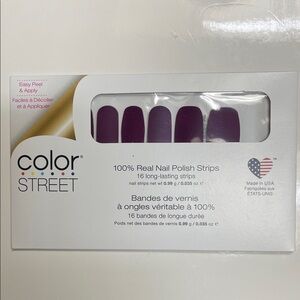 Color Street Rich Plum Nail Strips